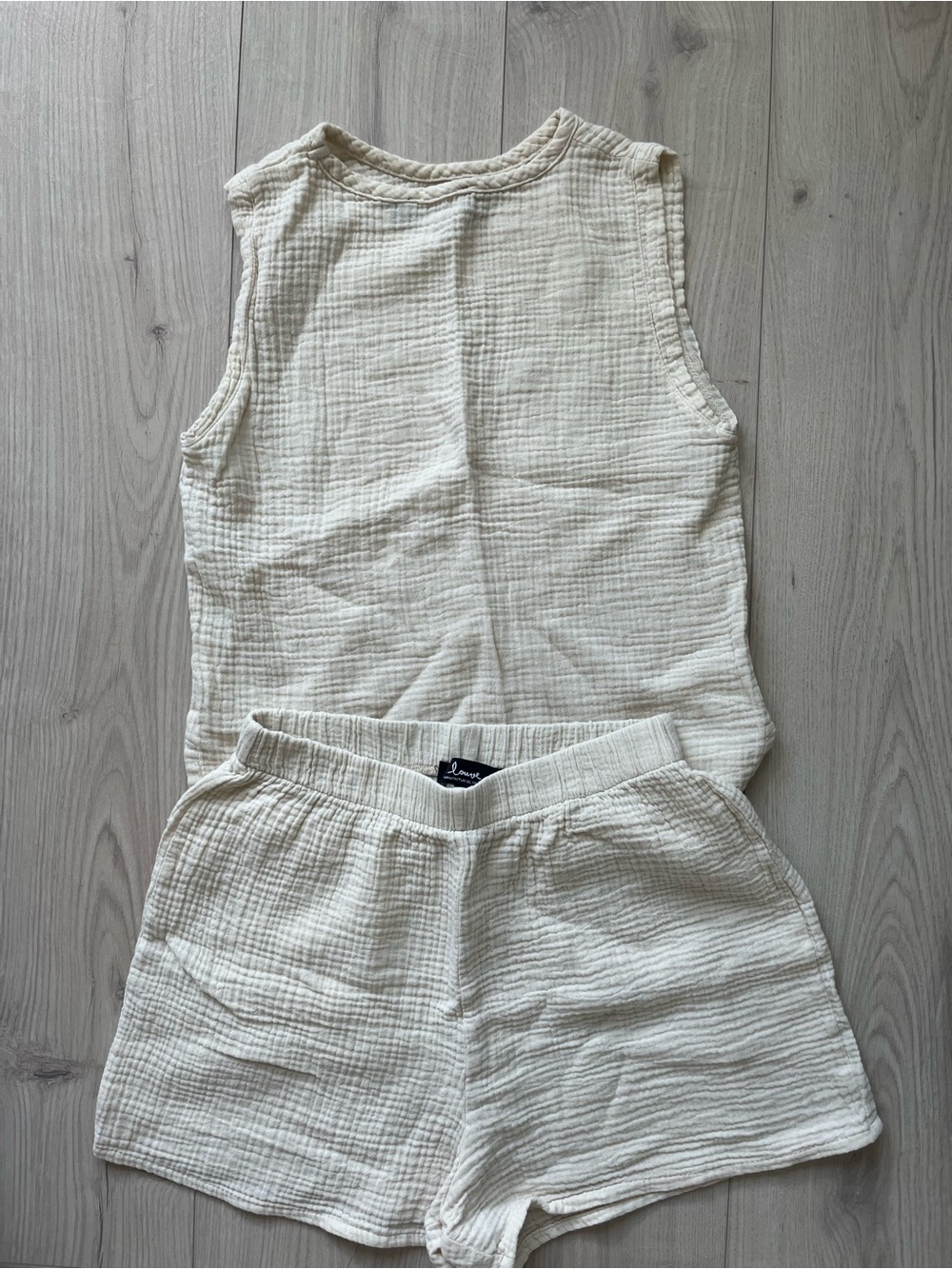 Louve Desing Cream Gauze Tank & Shorts matching Set